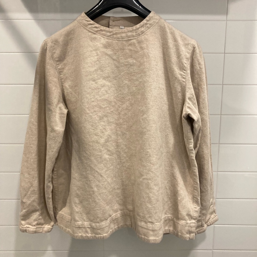 Women’s Muji Long Sleeve Shirt with buttons on back
